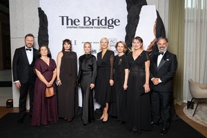 Tarptautinė iniciatyva „The Bridge“ ties profesinius tiltus penkioms Ukrainos dizainerėms