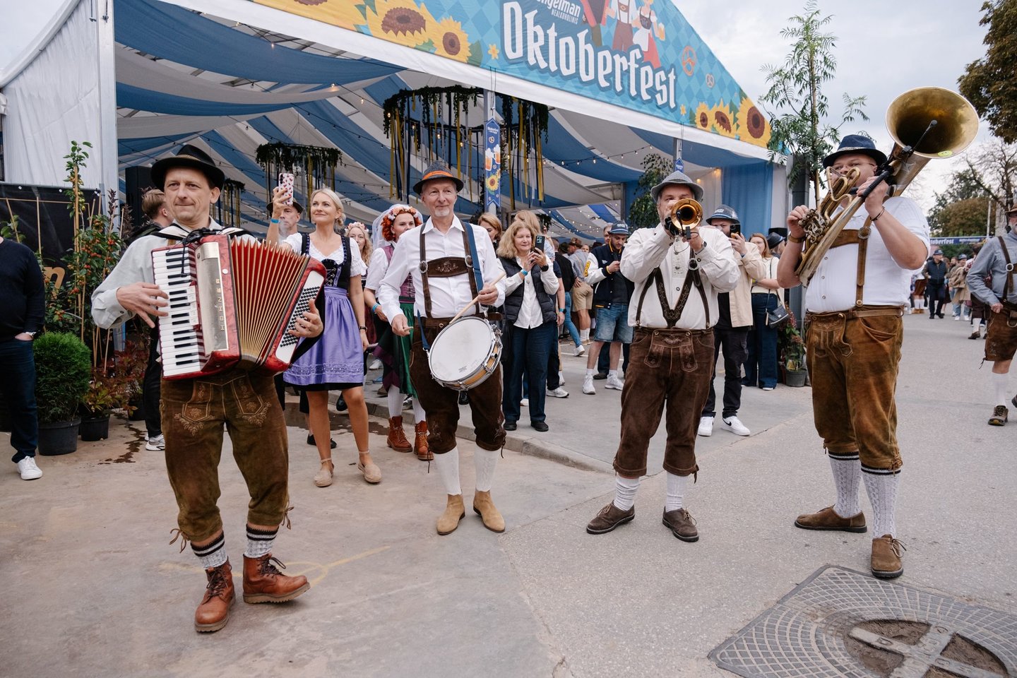 2026 m. Oktoberfsest by Volfas Engelman Nealkoholinis. <br> Luko Bendinsko nuotr.