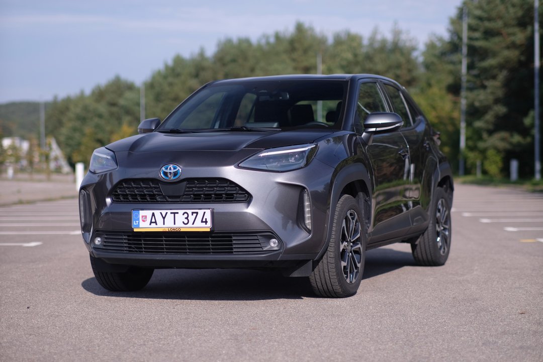 Itin populiaraus naudoto „Toyota“ modelio testas: ar verta nerimauti jo pirkėjams ir dėl ko?