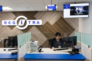 „Regitra“ tūkstančiams gyventojų primena: atėjo laikas pasikeisti vairuotojų pažymėjimus