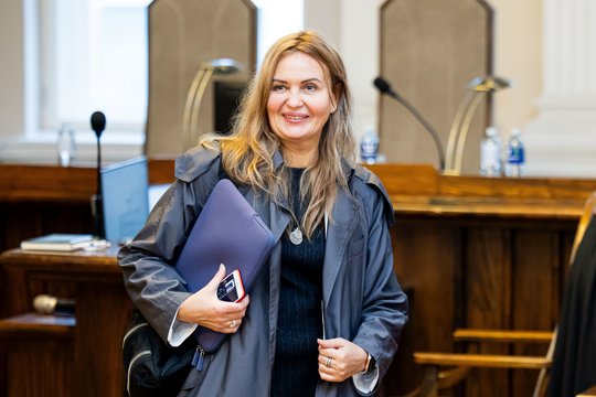 LAT nepaleido į laisvę Vijūnėlės dvaro korupcijos byloje kalėti nuteistos verslininkės