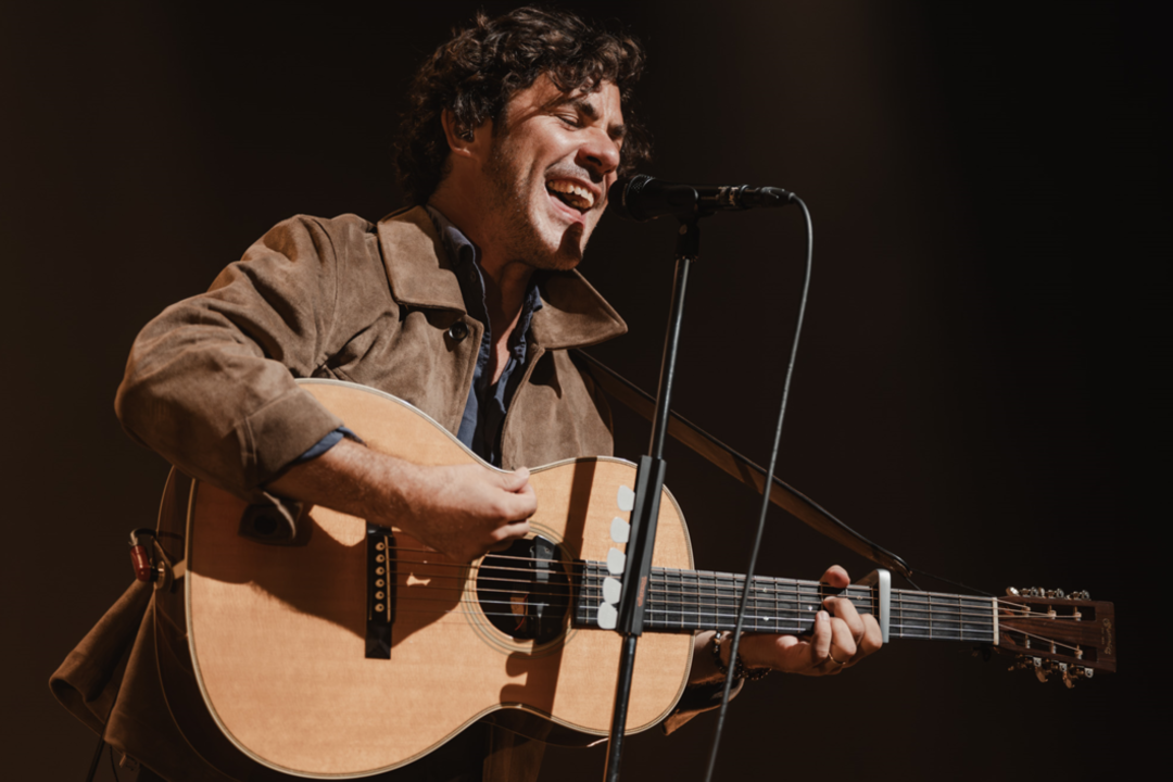 Jackas Savoretti Vilniuje: pilnutėlė salė ir dainomis papasakota dviejų dešimtmečių istorija