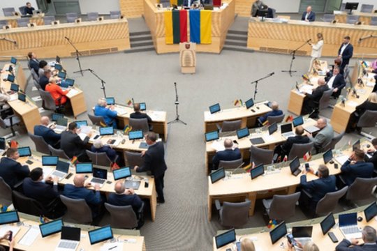 Sprendimą dėl branduolinio ginklo dislokavimo laiko pavėluotu: keliamas ažiotažas absurdiškas