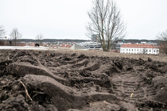Remontuojamoje Tauro kalno zonoje rasti 40 asmenų palaikai