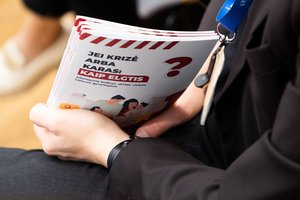 Informacinio karo schema: kas, kam, kaip ir kodėl
