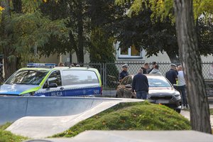 Lenkijos mokykloje – kraupus išpuolis: paauglys mirtinai subadė ūkvedį, sužeidė du žmones