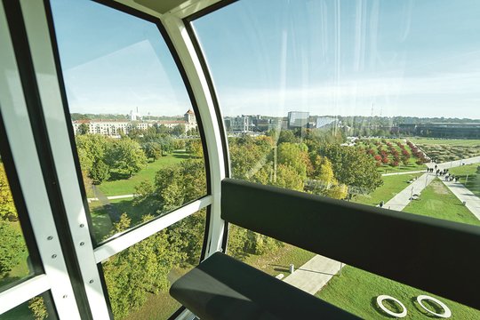 Kauno apžvalgos ratas nustebino pirmuosius lankytojus: pamatė ir tai, ko miestas nenorėtų rodyti