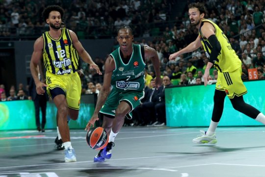 Dviejų draugų mūšyje Šaro „Fenerbahce“ neturėjo šansų prieš Ž. Obradovičiaus „Panathinaikos“