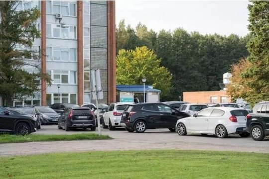 Prie ligoninės – sumaištis: pikti pacientai prakalbo apie problemą, kurios nepavyksta išspręsti