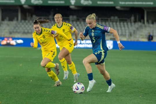 Lietuvos futbolininkės ilgam įsimins švedės F. Schroder pavardę – Kaune be gailesčio mušė įvarčius