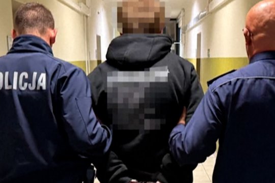 Po išpuolių Lenkijoje neregėtas atsakas: patikrinta 50 tūkst. mokyklų, suimti 76 asmenys