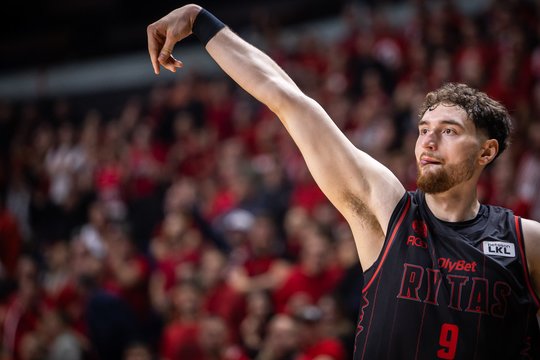 Antroje pusėje užsikūręs „Rytas“ palaužė be išvaryto trenerio likusį „Neptūną“