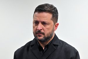 Dar vienas D. Trumpo antausis: paragino Ukrainą ieškoti naujo lyderio