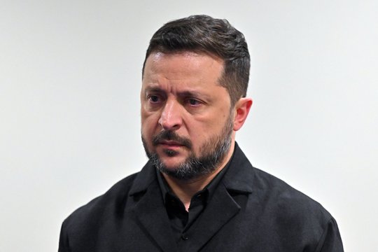 D. Trumpas pareiškė, kad reikia naujo Ukrainos vadovo: JAV Kongresas siekia išsaugoti sankcijas
