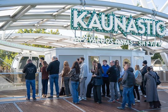 Kauno apžvalgos ratas nustebino pirmuosius lankytojus: pamatė ir tai, ko miestas nenorėtų rodyti