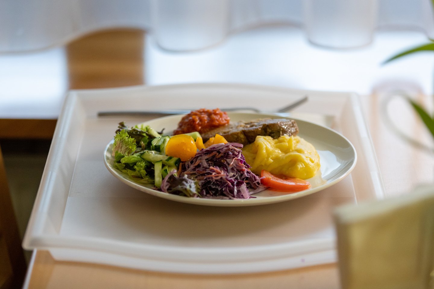 Jei bankrotai maitinimo sektoriuje nebestebina, tai pastaruoju metu dėmesį vis labiau patraukia parduodamų barų ar restoranų skelbimai.<br>J.Kalinsko/ELTA nuotr.