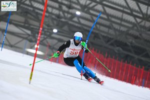 Druskininkuose atidarytame Europos kalnų slidinėjimo sezone rungėsi atletai iš keturių žemynų
