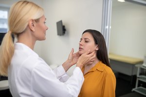 Ką apie sveikatą signalizuoja padidėję limfmazgiai?