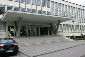 Teismas padėjo galutinį tašką buvusių Šalčininkų kelio posto muitininkų byloje – kalti