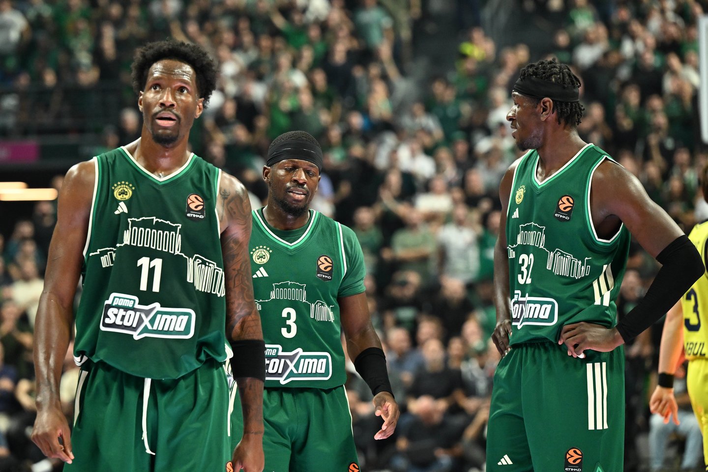 Atėnų Panathinaikos: Nigelis Hayesas-Davisas, Sylvainas Francisco ir Isaacas Bonga<br>Vangelio Stolio nuotr.