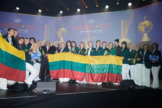 Paryžiuje – Lietuvos grožio meistrų komandos triumfas: pasirodė tūkstantinei auditorijai