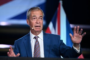JK partiją „Reform UK“ krečia naujas skandalas dėl nufilmuotų rasistinių pasisakymų