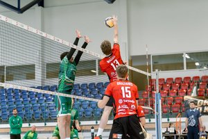 Lietuvos tinklinio čempionatuose varžysis po penkias vyrų ir moterų komandas