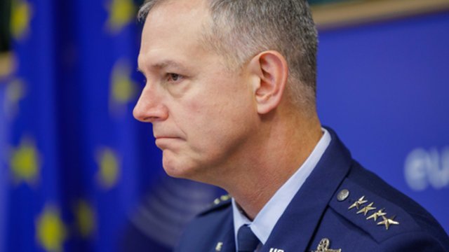 Aštrus kirtis V. Putinui: JAV generolas tikras – NATO kariniu požiūriu yra gerokai stipresnis už Rusiją