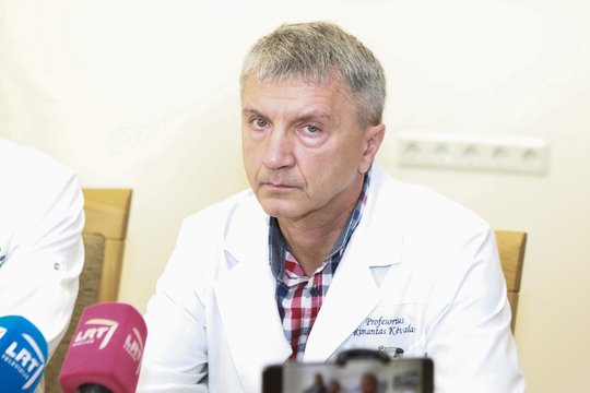 Netikėtas karjeros posūkis: gydytojas Rimantas Kėvalas paliko Kauno klinikas