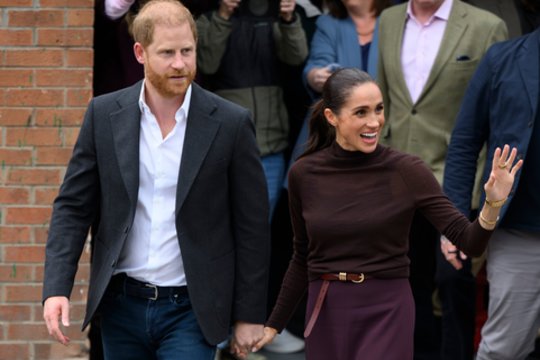 Princo Harry elgesys šalia Meghan Markle patraukė ekspertės dėmesį: įžvelgė aiškią žinutę