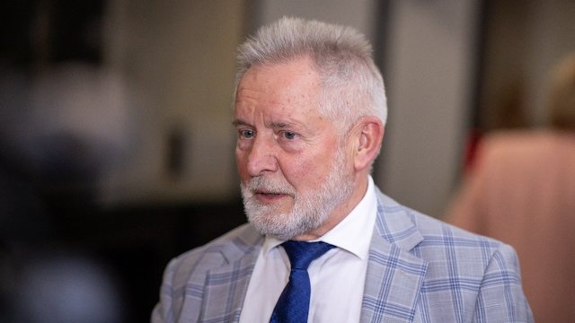 „Visur esame pirmi nuo galo“: A. Sysas apie mokesčių didinimą turtingiesiems rėžė iš širdies