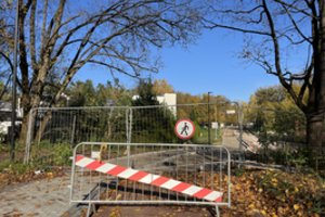 Naują taką metė tiesti vos įpusėję: statybininkų – nė kvapo, pradingo net stendai