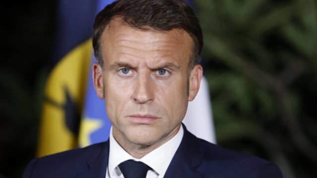 Abejonių sukėlęs JAV susitarimas su Rusija dėl dyzelino: E. Macronas prakalbo apie neigiamus signalus