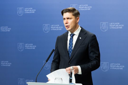 Iš M. Sinkevičiaus – naujausios žinios apie nukritusį droną: įskrido iš Lenkijos, gabeno sprogmenis