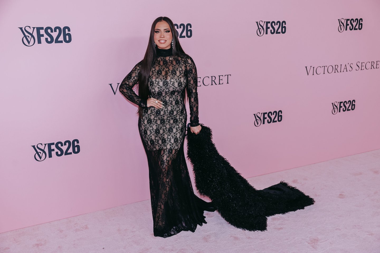 „Victoria’s Secret“ šou.<br>EPA-ELTA/CHRIS TORRES nuotr.