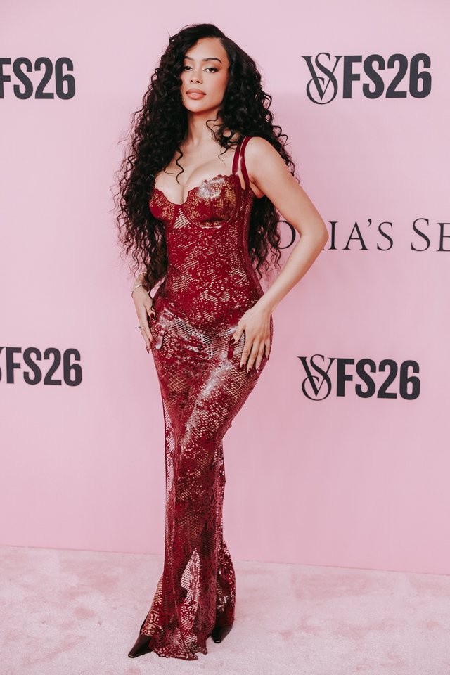 „Victoria’s Secret“ šou.<br>EPA-ELTA/CHRIS TORRES nuotr.