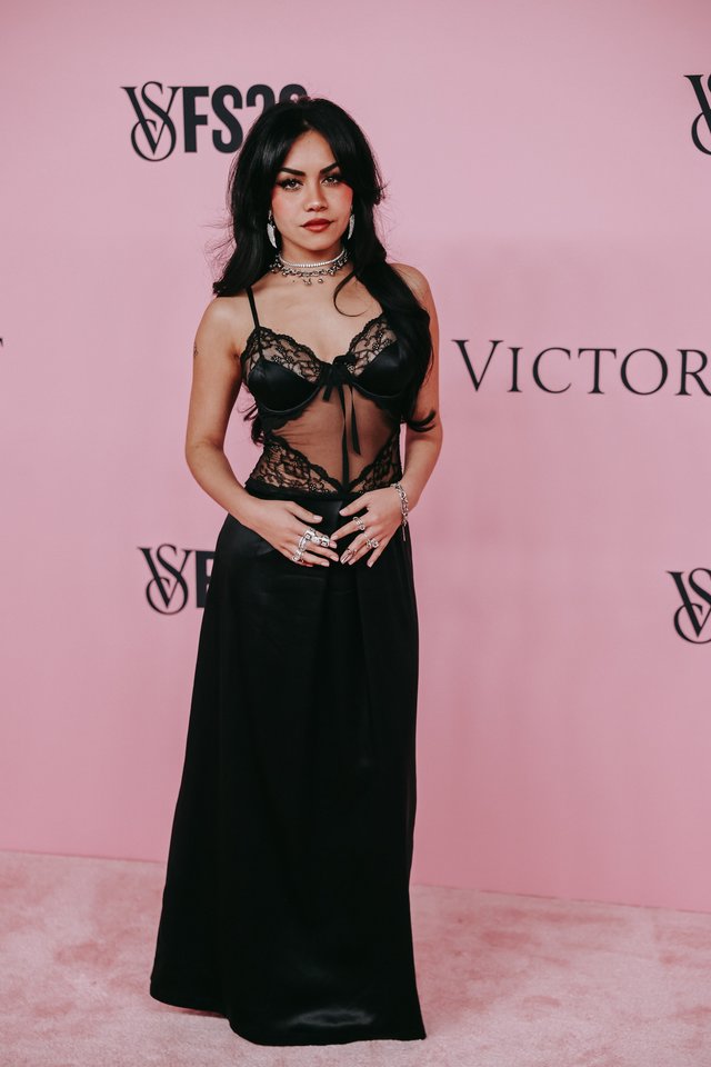„Victoria’s Secret“ šou.<br>EPA-ELTA/CHRIS TORRES nuotr.