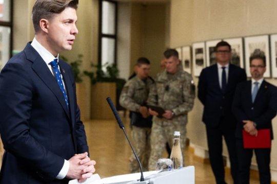 Drono įskridimą R. Kaunas vertina kaip nesusipratimą, o premjeras kalba apie sutapimą: buvo perspėti