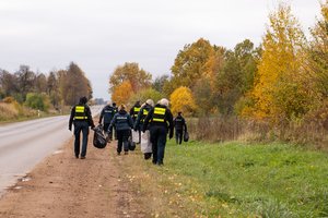 ELTA glaustai: Lietuvos teritorijoje nukritęs dronas į šalį pateko iš Lenkijos pusės, bandymas padegti „Starlink“ traktuojama kaip sabotažas
