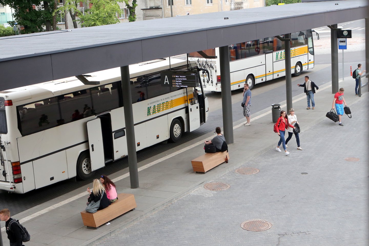 Autobusų stotis.
