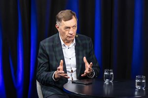 A. Butkevičius siūlo mažinti dyzelino akcizą, įspėja dėl rizikų 