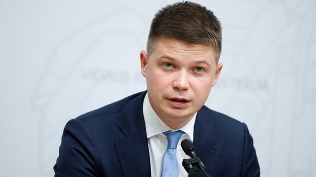  Skeptiškai sureagavo į M. Katelyno užmojį didinti pareigūnų atlyginimus: neatsižvelgta į vieną