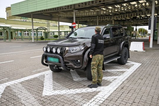 Lenkijoje sulaikytas dar vienas lietuvis – į Kaliningradą bandė išvairuoti įtartiną automobilį