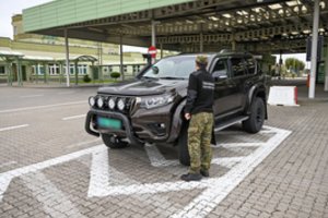 Lenkijoje sulaikytas dar vienas lietuvis – į Kaliningradą bandė išvairuoti įtartiną automobilį