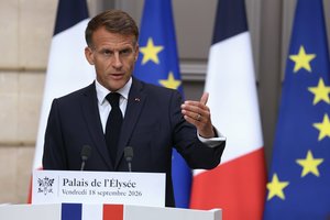 Iš E. Macrono – atvira kritika užsienio lyderiams: kliuvo ir D. Trumpui