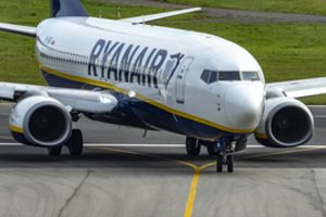 Keliautojų laukia nemaloni staigmena: „Ryanair“ vadovas įvardijo, kiek brangs bilietai