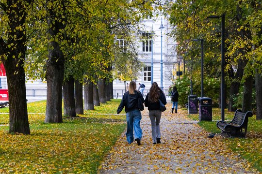 Spalis dar leis pasidžiaugti šiluma: temperatūra pasieks 17 laipsnių