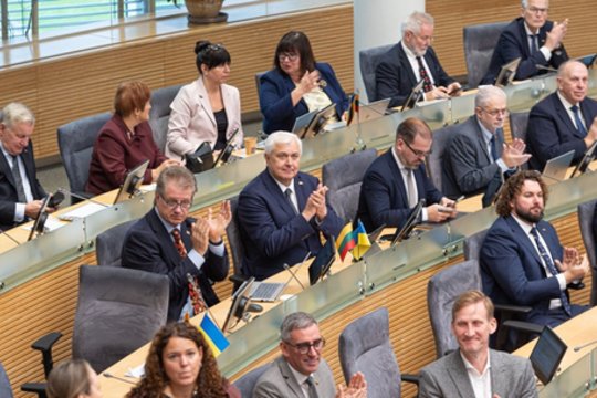 Ginčai koalicijoje dėl biudžeto: praskolinta Lietuva ir (ar) nauji mokesčiai?