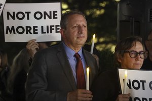 Izraelis Vakarų Krante trumpam sulaikė kandidatą į JAV Kongresą