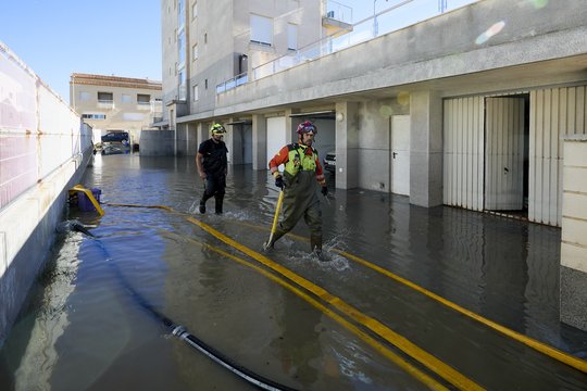 Košmaras Pietų Prancūzijoje: per audras žuvo trys žmonės